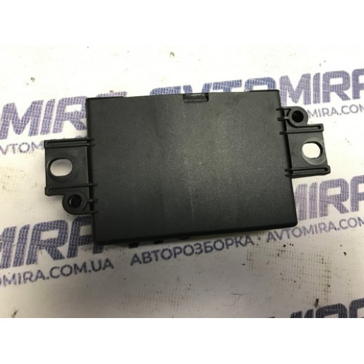 Блок управления парктрониками Peugeot 308 2013-2021 5030383401